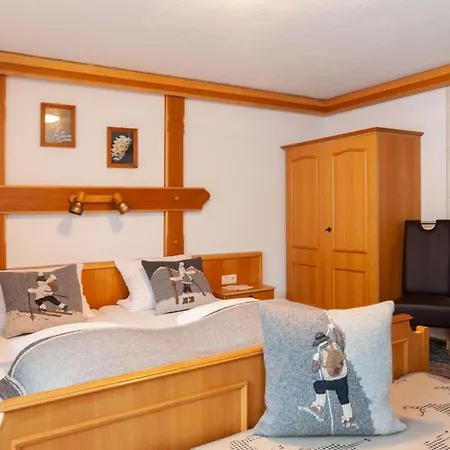 Aurora I By Interhome דירה